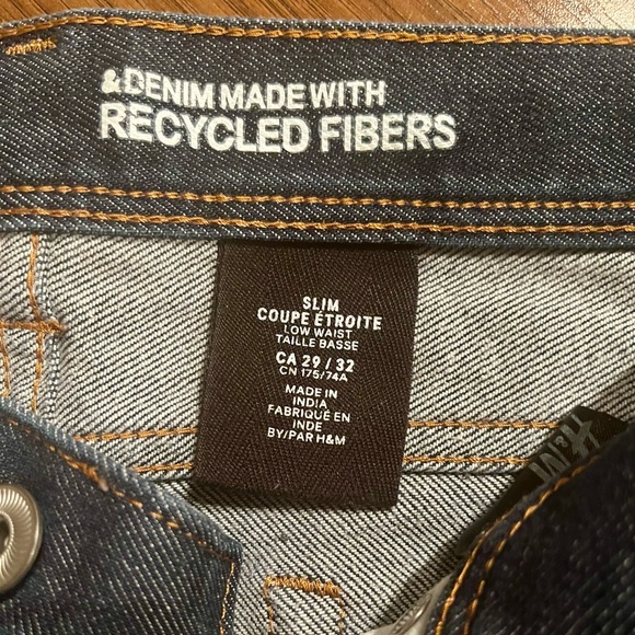 H&M Button Fly Blue Jeans - Picture 2 of 3